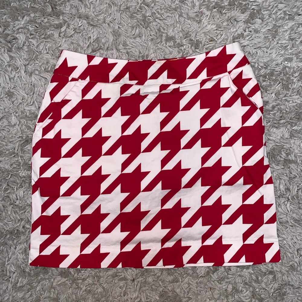 LOUDMOUTH LADIES short skort sz 2 red houndstooth
